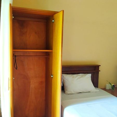 Asih Homestay เปมูเตรัน ภายนอก รูปภาพ