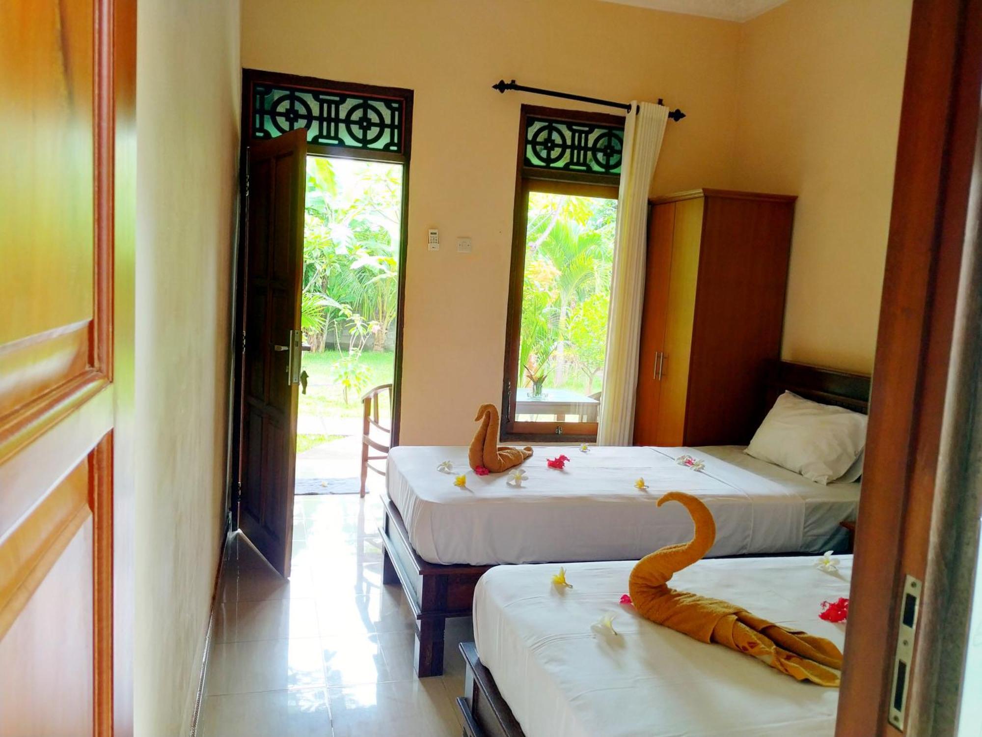 Asih Homestay เปมูเตรัน ภายนอก รูปภาพ
